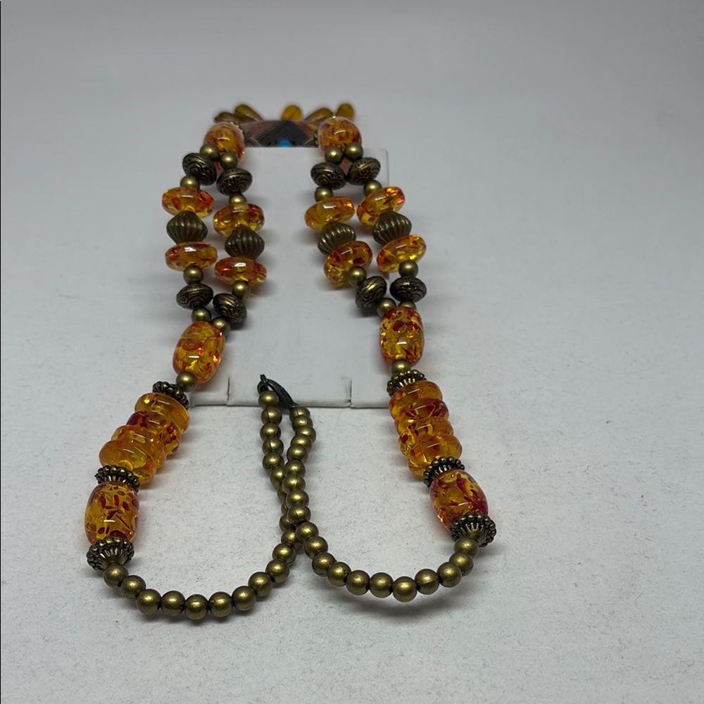Incredible statement necklace with faux amber beads - Picture 8 of 15